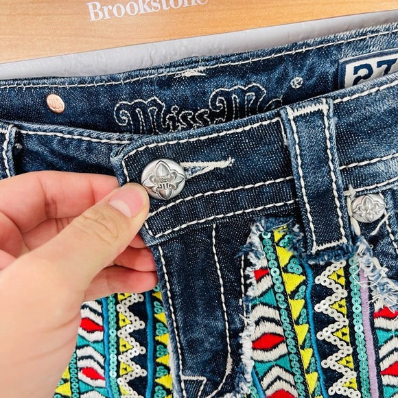 Miss Me Denim Colorful Geometric South western Style Denim Jean Mini Shorts - Picture 4 of 10